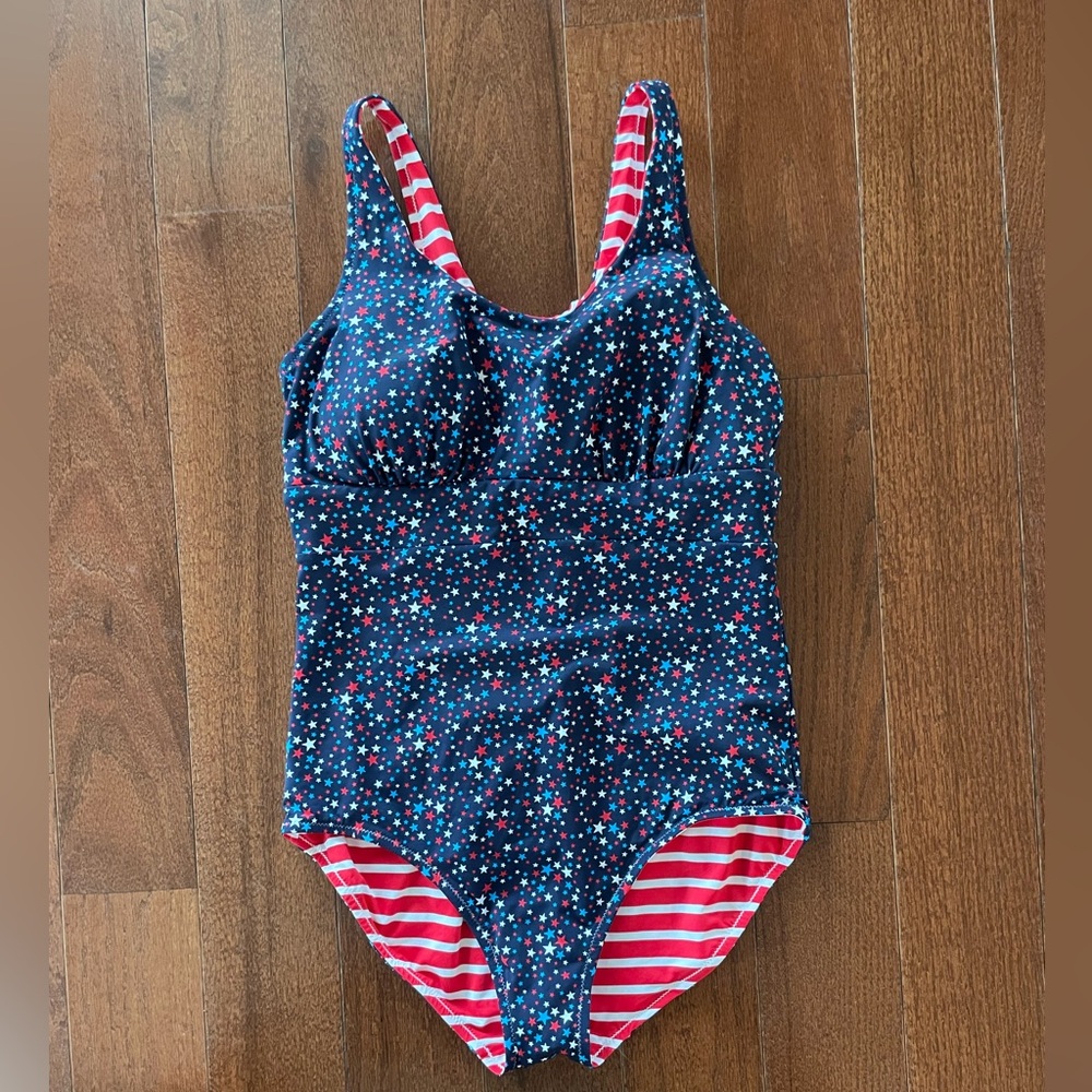 Lands' End Women's NWT swim stars/stripes Reversible One Piece Swimsuit 10